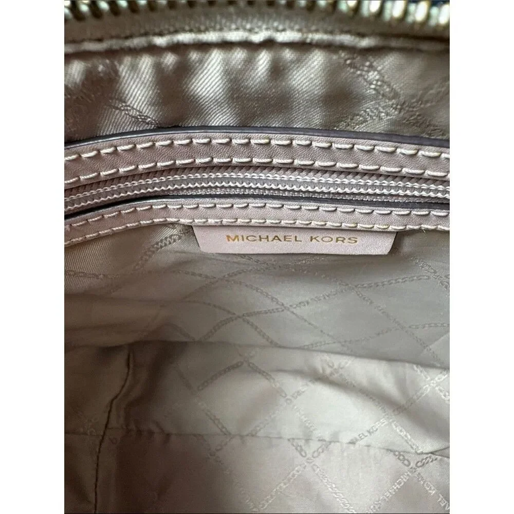 Michael Kors Sullivan Small Logo Top-Zip Tote Bag - Vanilla / Soft Pink Blush